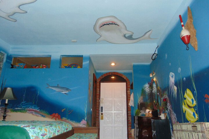 Room 174 of 413