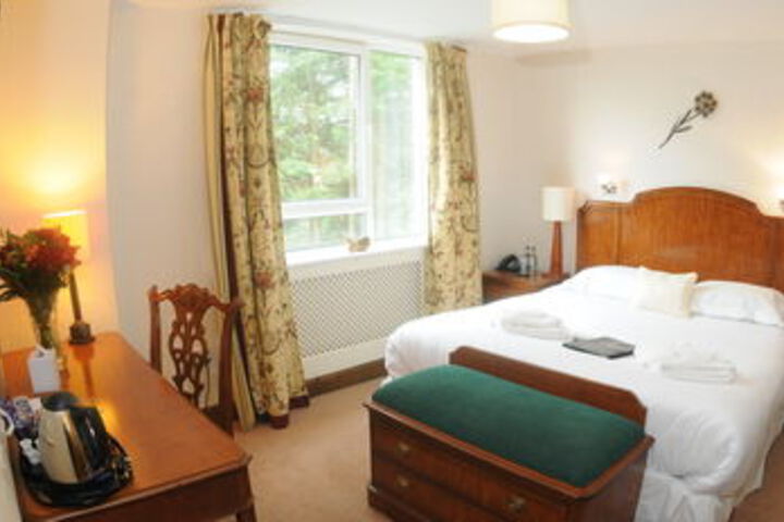 Room 44 of 92
