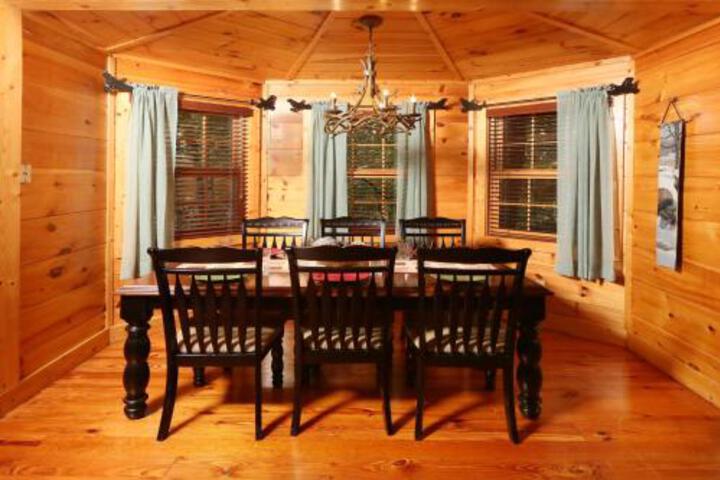 Image of Smoky Cove Resort