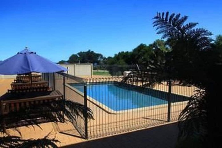 Pool 43 of 54