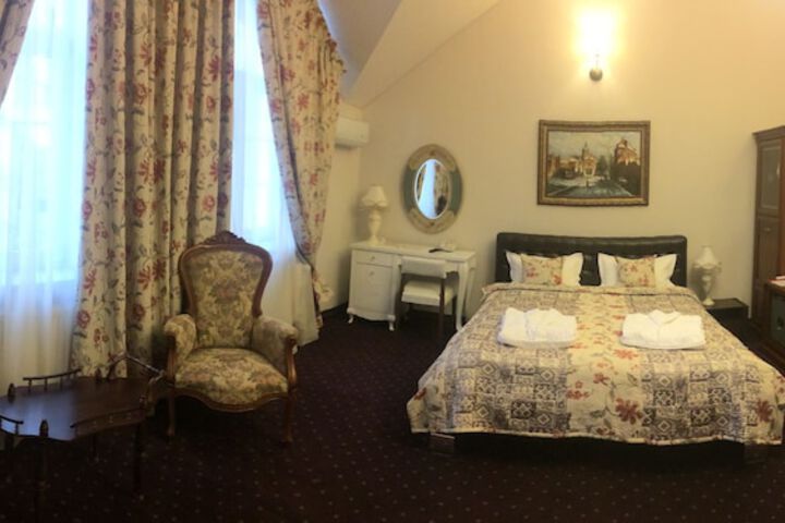 Room 20 of 37