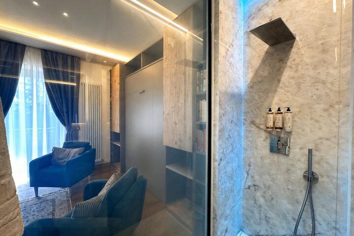 Room 59 of 107