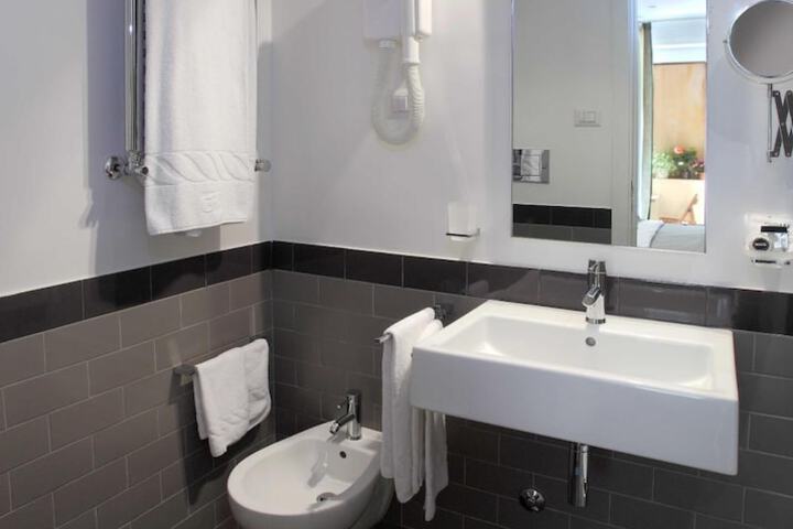 Clean Restrooms