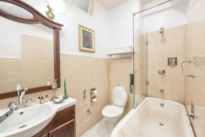 Room 20 of 40