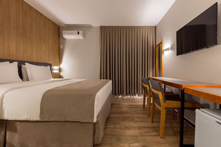 Room 10 of 55