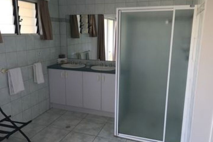 Room 8 of 39
