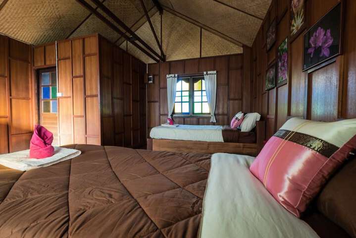 Room 11 of 26