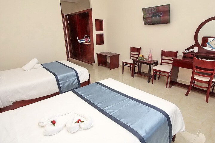 Room 40 of 151