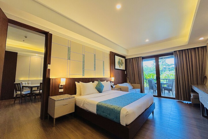 Room 18 of 84