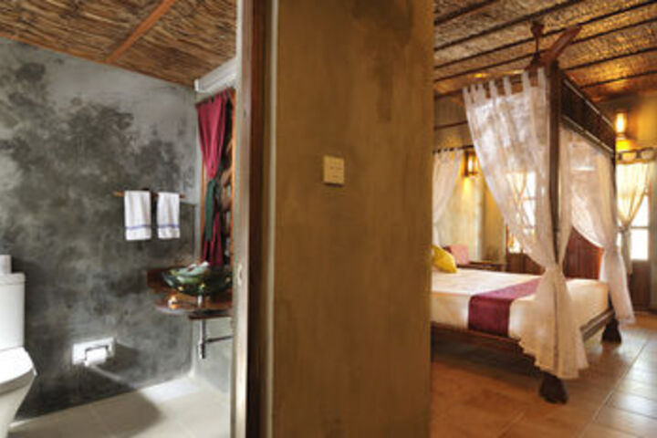 Bathroom Interior Photo