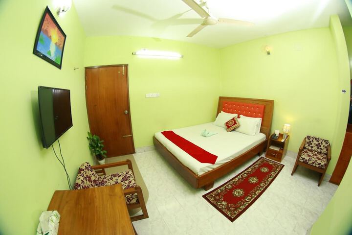 Room 25 of 41