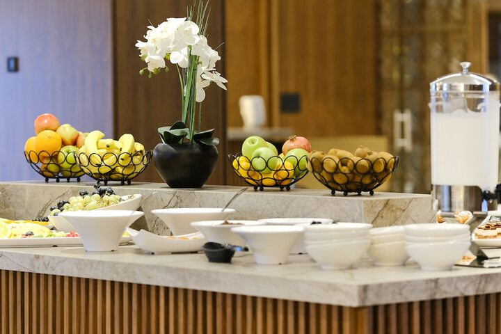 Dining 88 of 103
