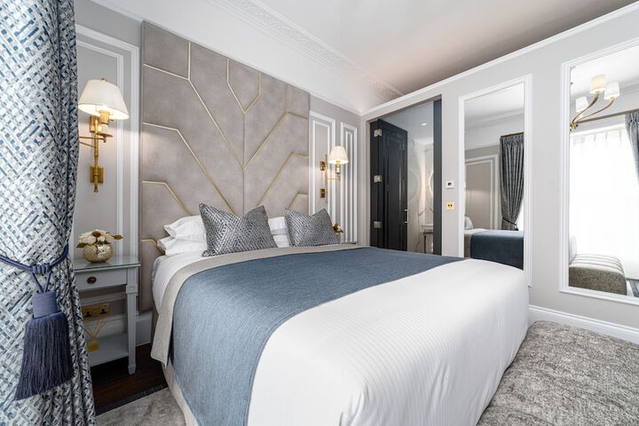 Room 5 of 24