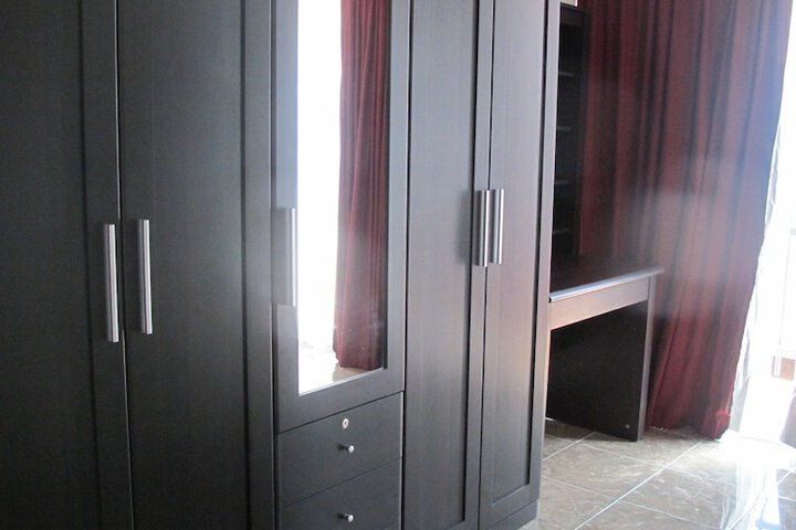 Room 16 of 33