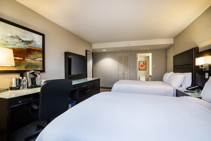 Room 13 of 61