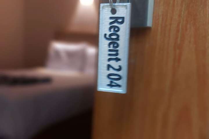 Room 17 of 35