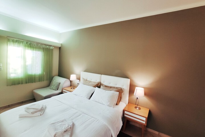 Room 16 of 43