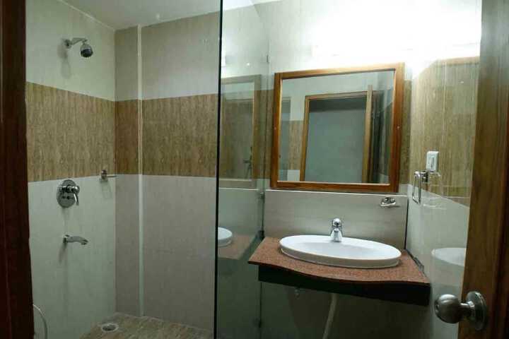 Room 8 of 24