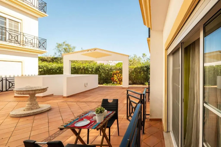 Terrace/Patio 7 of 34