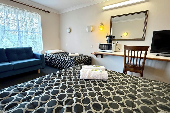 Room 11 of 29