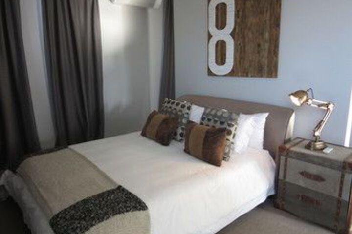 Room 16 of 60