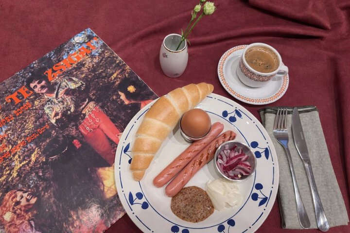 Breakfast/Coffee Service 36 of 52