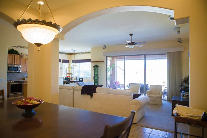Room 4 of 24