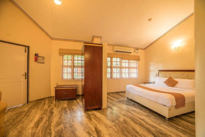Room 19 of 120