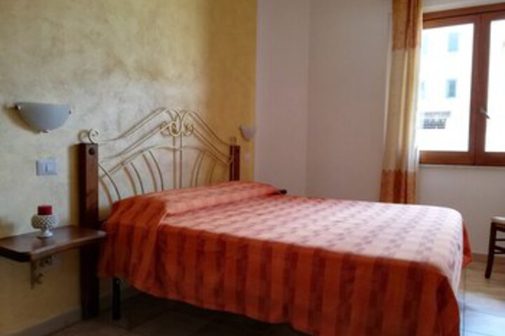Room 12 of 15
