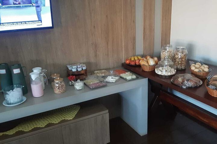 Breakfast/Coffee Service 15 of 16