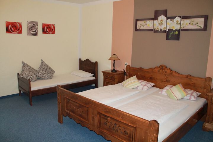 Room 11 of 41