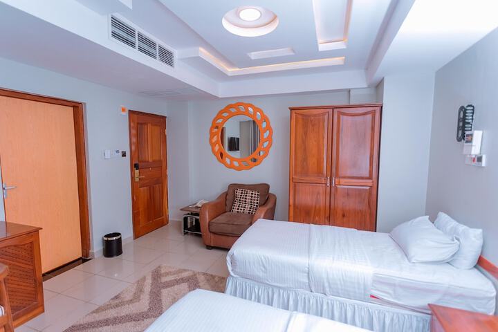 Room 17 of 51