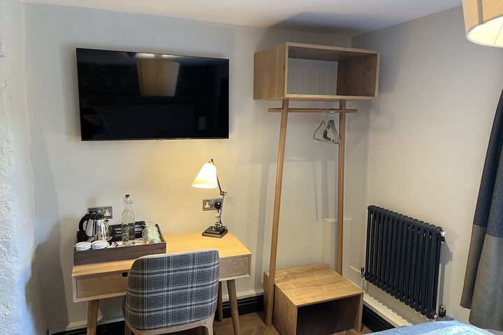 Room 3 of 30