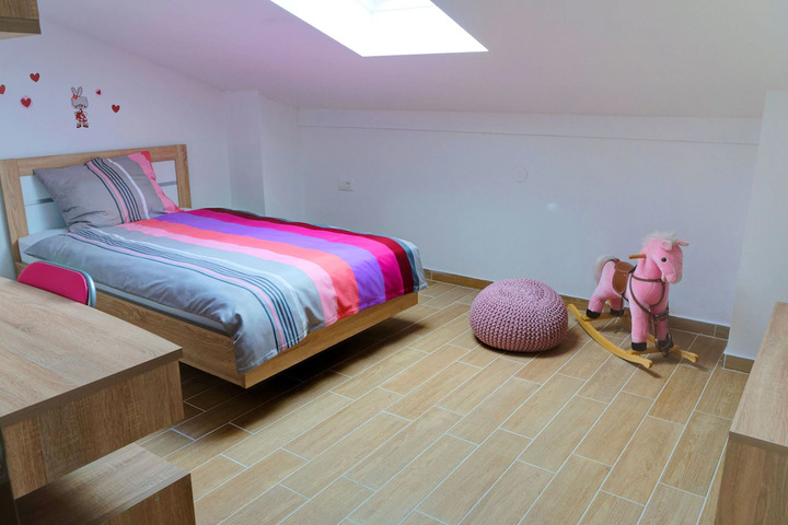 Room 5 of 5