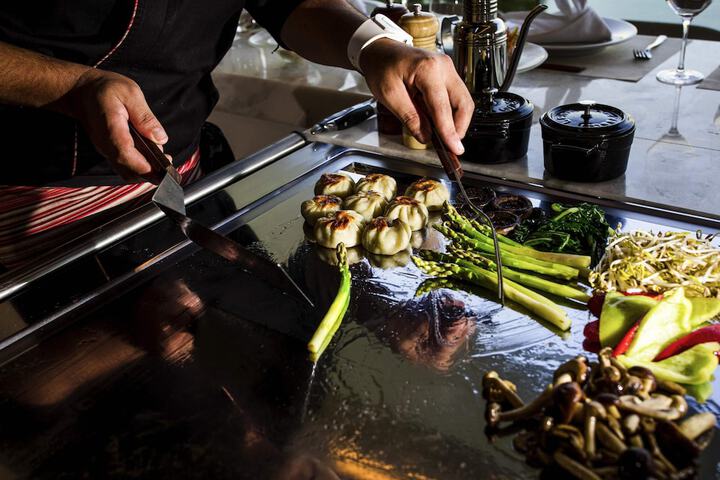Dining 120 of 165