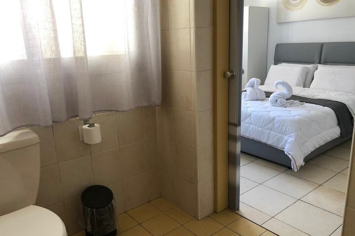 Room 120 of 140