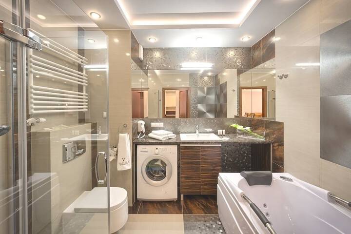 Clean Restrooms