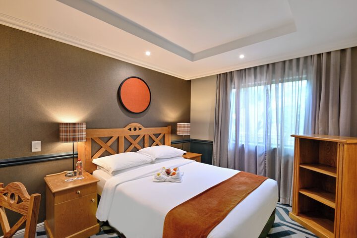 Room 5 of 49
