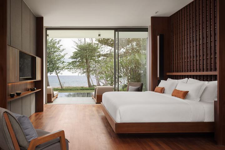 Room 3 of 47