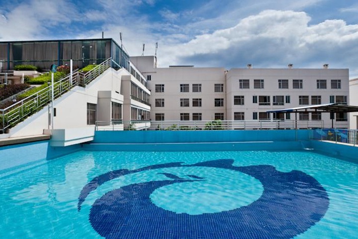 Pool 9 of 27