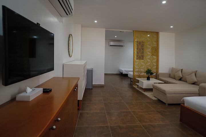 Room 14 of 47