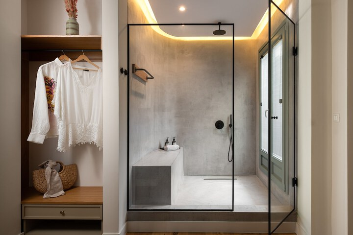 Room 40 of 40