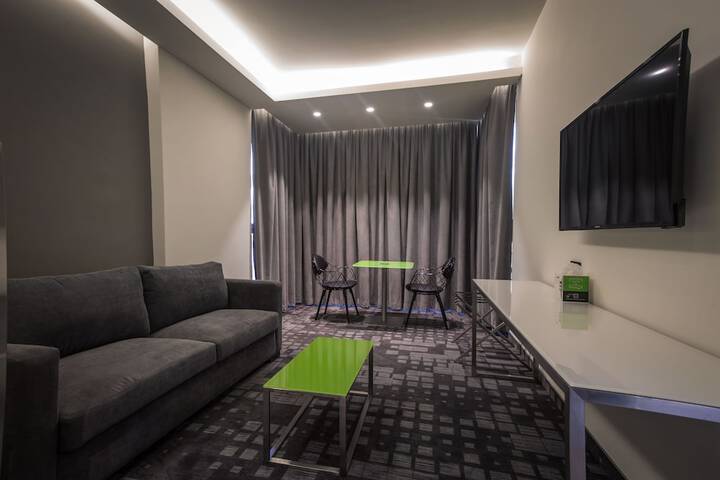 Room 5 of 24