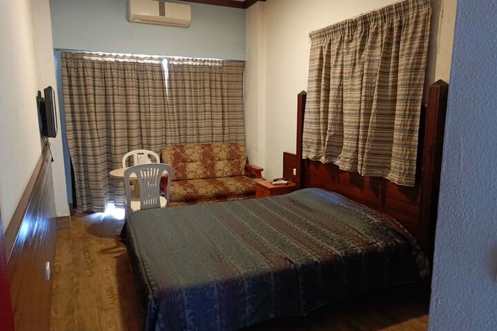 Room 17 of 30