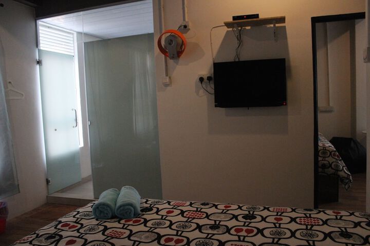 Room 8 of 35