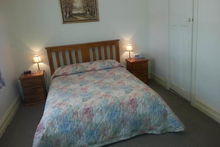 Room 16 of 42