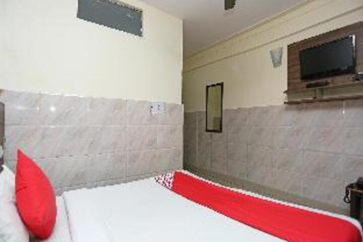 Room 10 of 30