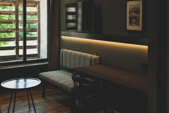 Room 28 of 53