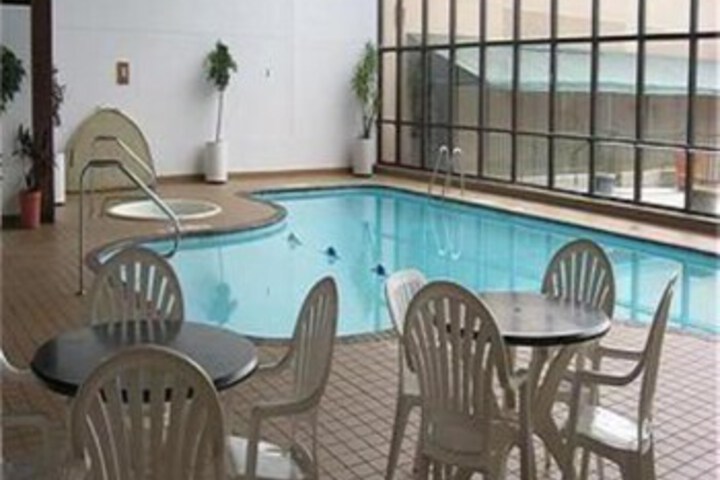 Pool 9 of 10