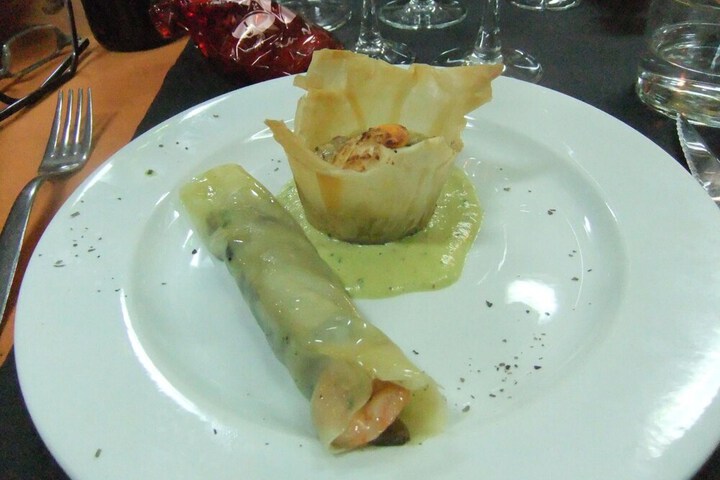 Dining 33 of 56